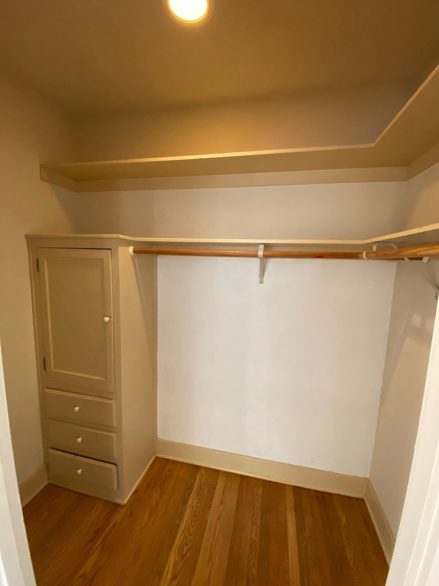 Building Photo - 1242 Susana Street