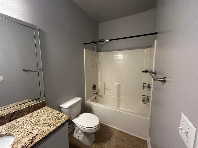 Building Photo - 407 Pendo Pl