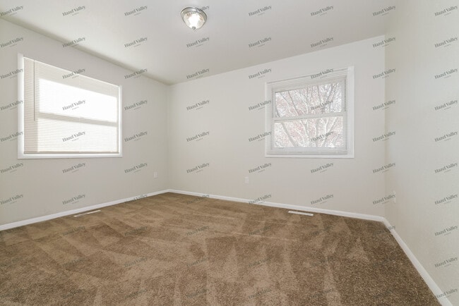 Building Photo - 5125 S Norfleet Rd