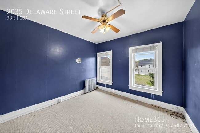 Building Photo - 2035 Delaware St