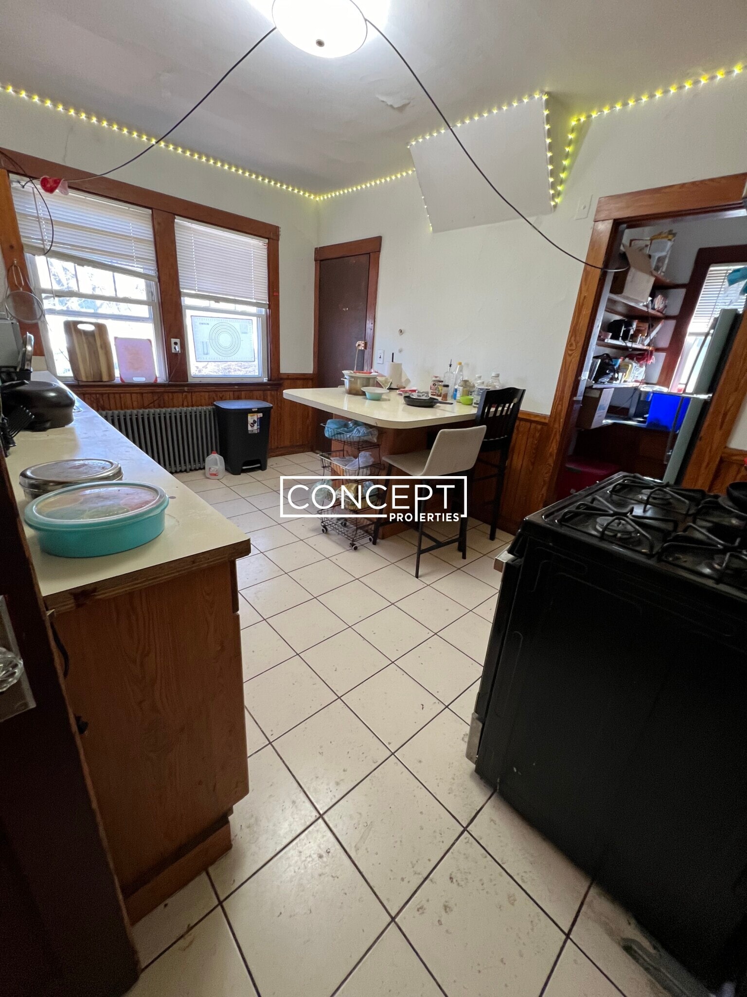 Building Photo - 23 Moraine St