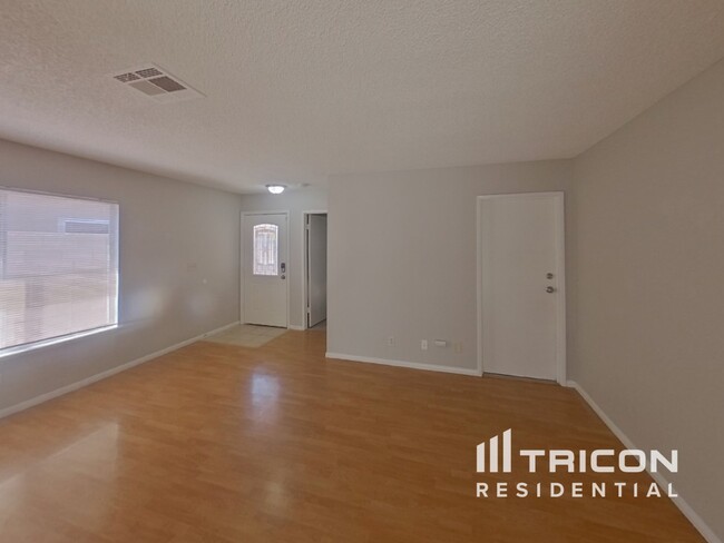 Building Photo - 1768 S Christy Ln