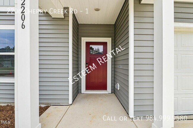 Building Photo - 2206 Cherry Crk Rd