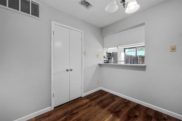 Building Photo - 14800 Enterprise Dr