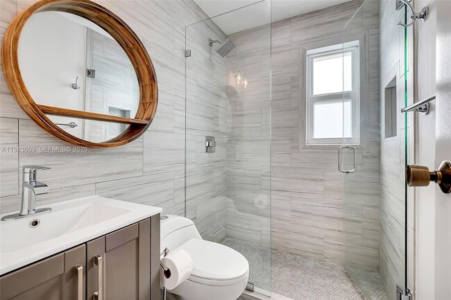 Building Photo - 7701 SW 55th Ave