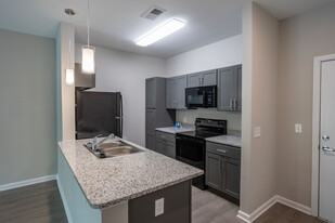 Interior Photo - The Leslie