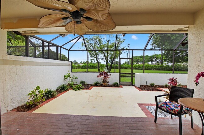 Building Photo - 19984 Rima Cir