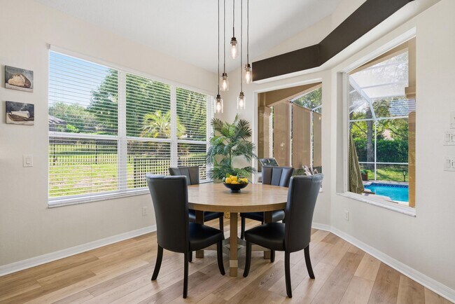 Building Photo - 1020 W Rollingwood Ct