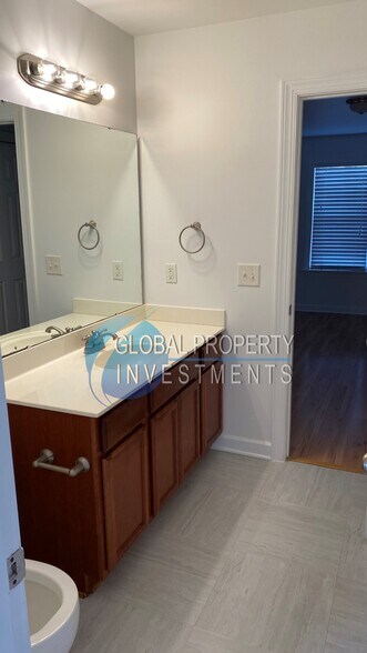 Building Photo - 4829 Landover Pine Pl