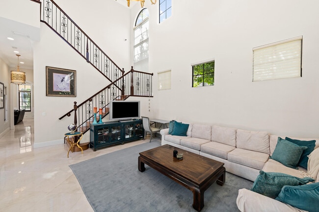 Building Photo - 7040 Long Leaf Dr