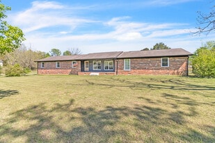 Building Photo - 3025 Trewhitt Rd SE