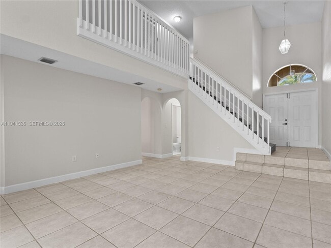 Building Photo - 5153 NW 113th Ave