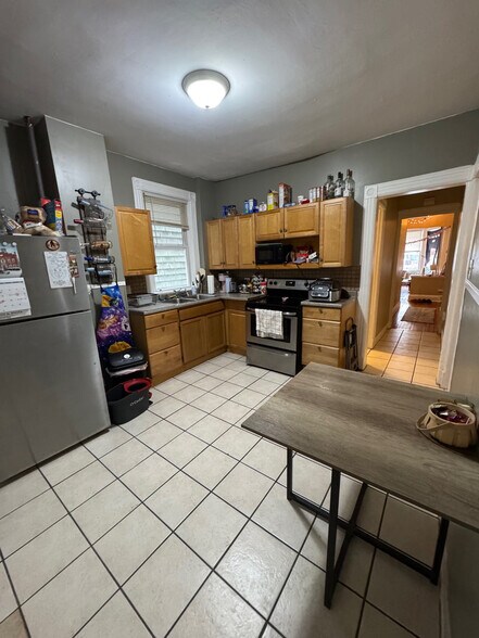 Building Photo - 57 Elberon Pl