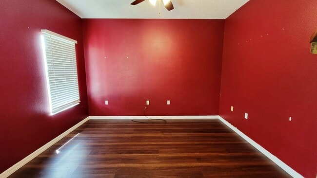 Building Photo - Large Citrus Springs 4/2/2