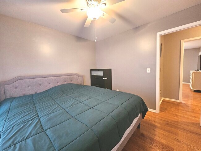 Building Photo - 579 Scott Ln