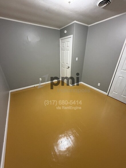 Building Photo - 7387 E 54th St