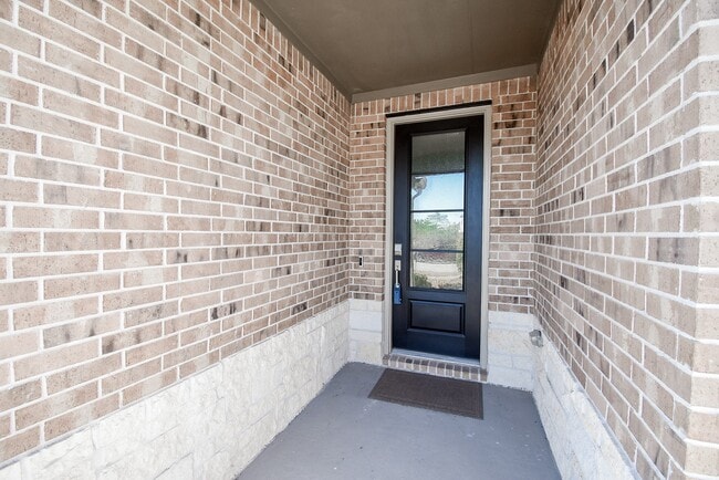 Building Photo - 31438 Vineyard Creek Dr