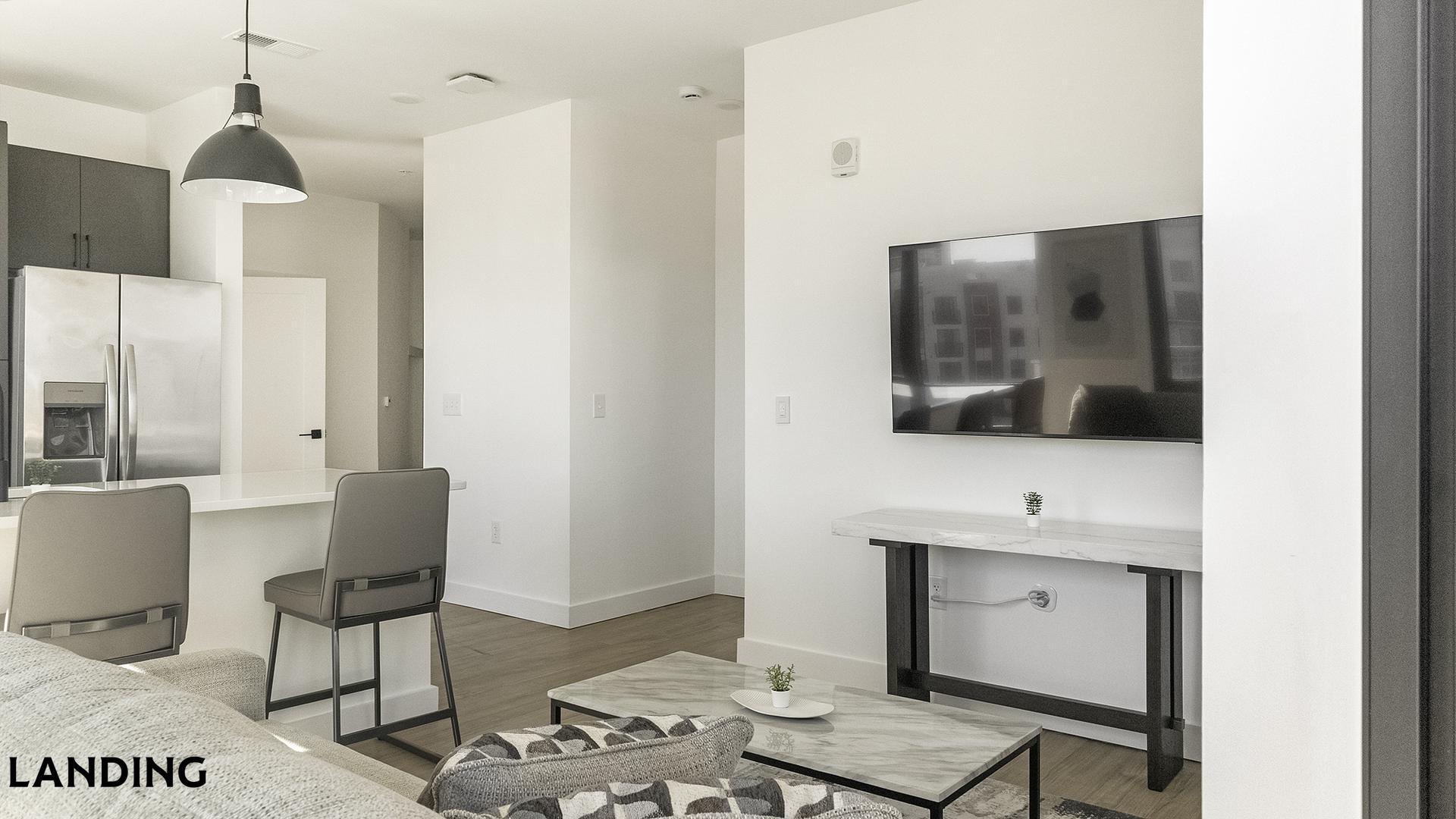 Building Photo - 1007 S Mint St