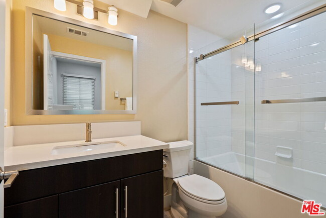 Building Photo - 2780 Wright Ln