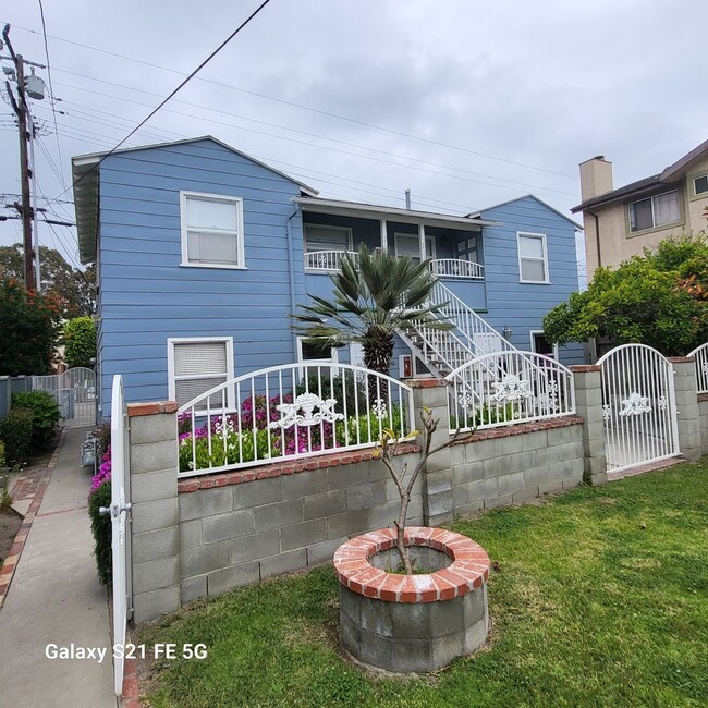 Primary Photo - 2100 Cabrillo Ave