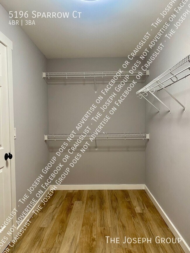 Building Photo - 5196 Sparrow Ct