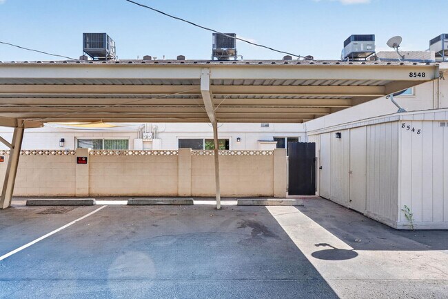 Building Photo - 8548 E McDonald Dr