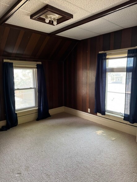 Bedroom #1 - 77 W Howard St