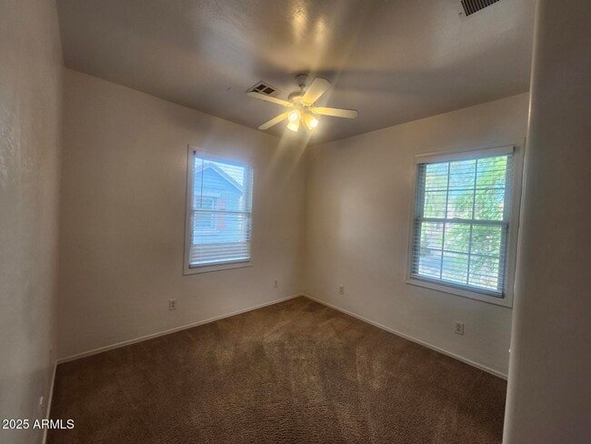Building Photo - 5730 S 21st Pl