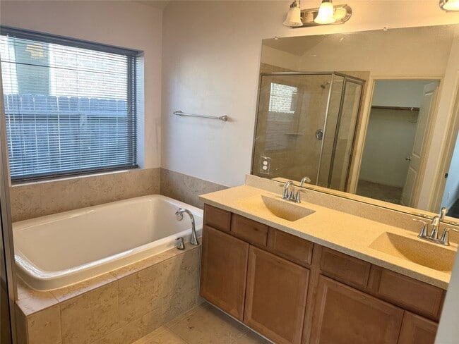 Building Photo - 12407 Point Arbor Court