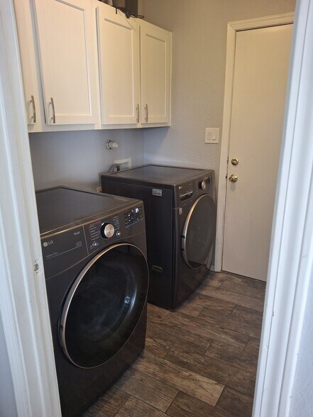 Building Photo - 9408 Calico Pl NW