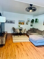 Building Photo - 4903 Ashford Dr