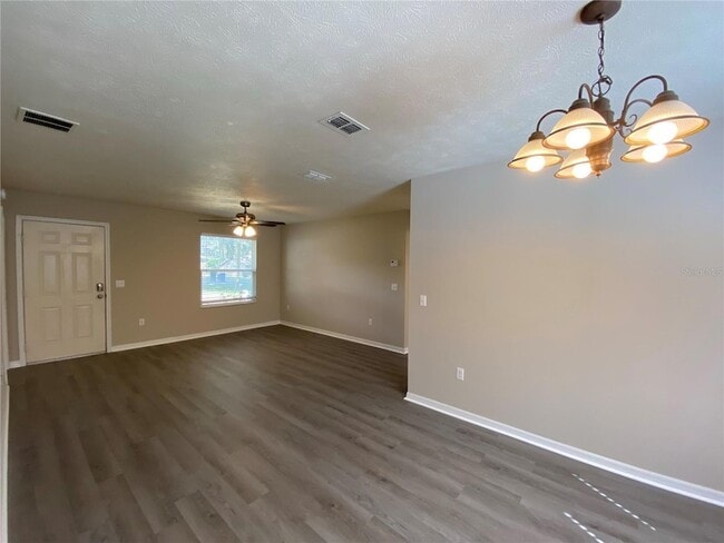 Building Photo - 5890 SE 119th Pl