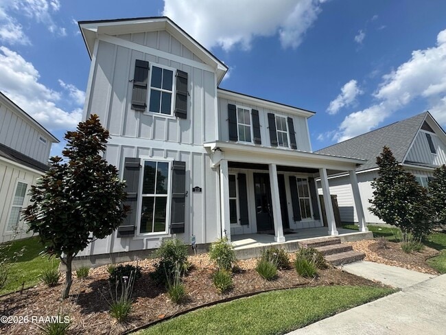 Building Photo - 113 Oak Village Dr