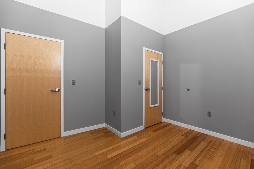 2nd Bedroom - 15 Brown St
