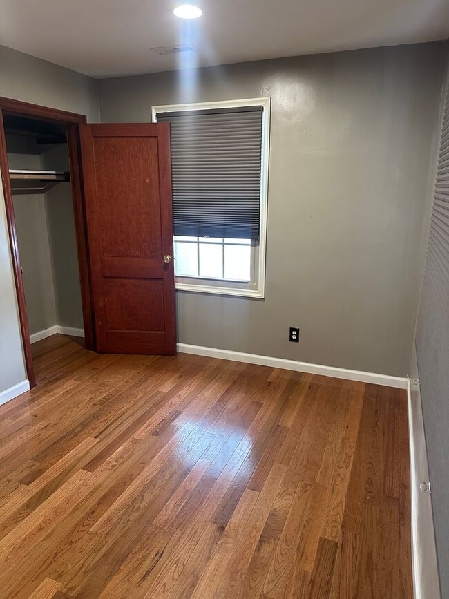 Building Photo - 7220 Emilie St