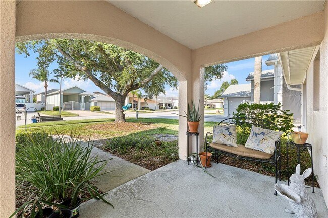Building Photo - 16602 Citrus Pkwy