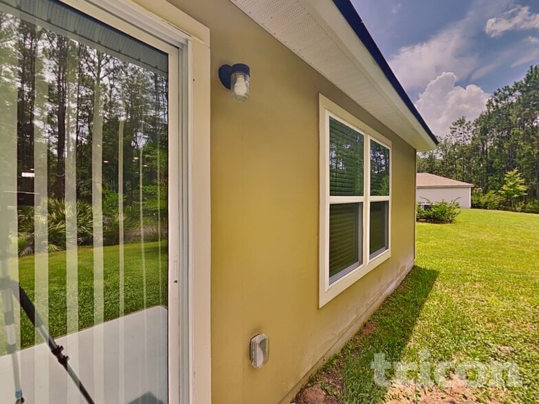 Building Photo - 382 Falcon Ridge Rd