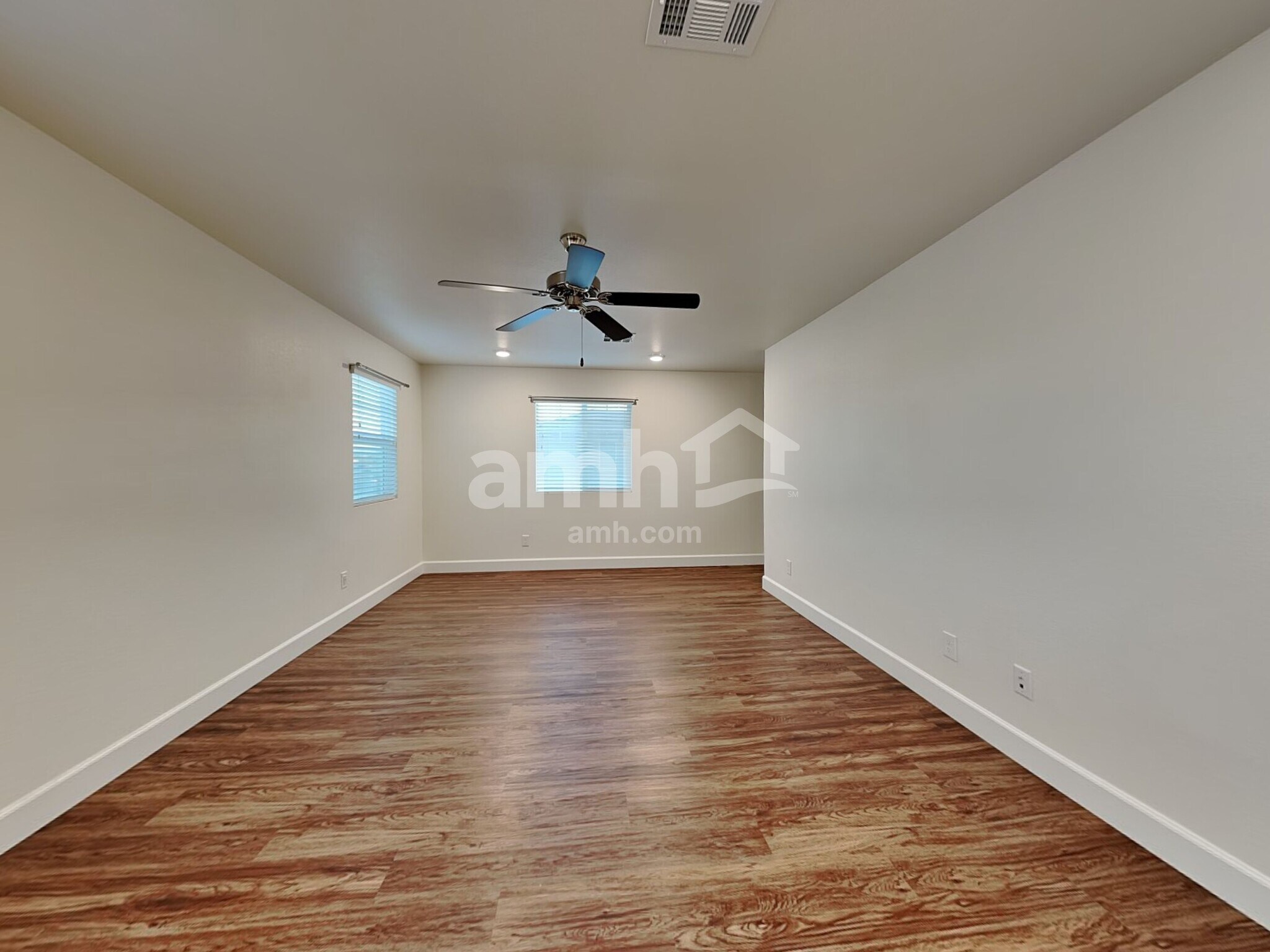 Building Photo - 1806 Macchia Ave