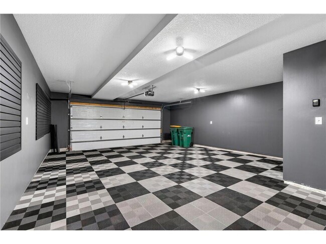 Building Photo - 5034 161st St W