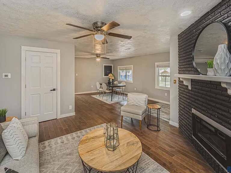 Living Room + Dining Room - 700 S Grange Ave