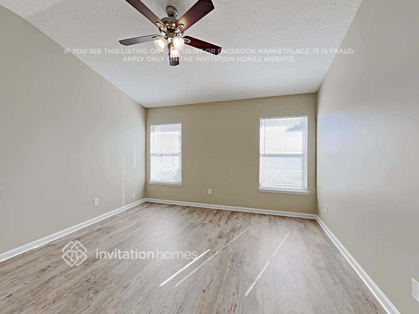 Building Photo - 3636 Live Oak Hollow Dr