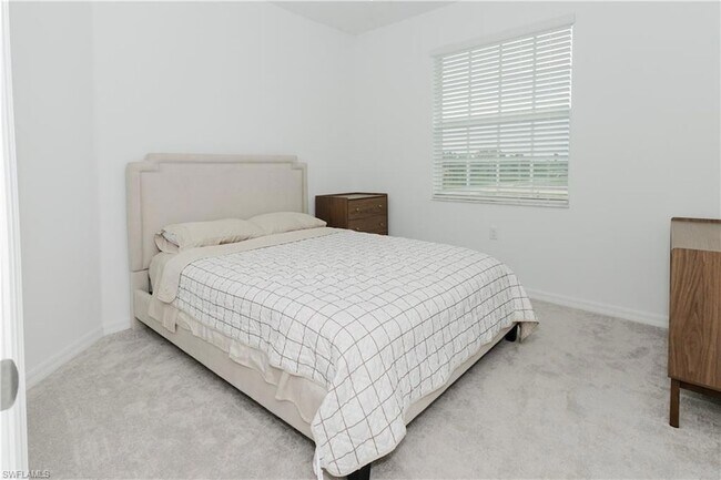 Building Photo - 18461 Copperhead Ct N