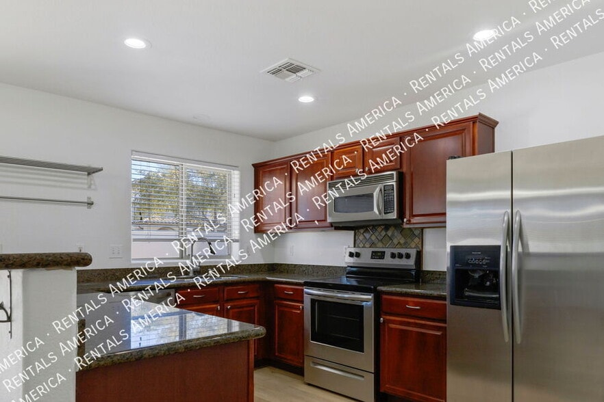 Building Photo - 1300 S Loback Ln