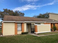 Building Photo - 20 Silver Oak Cir