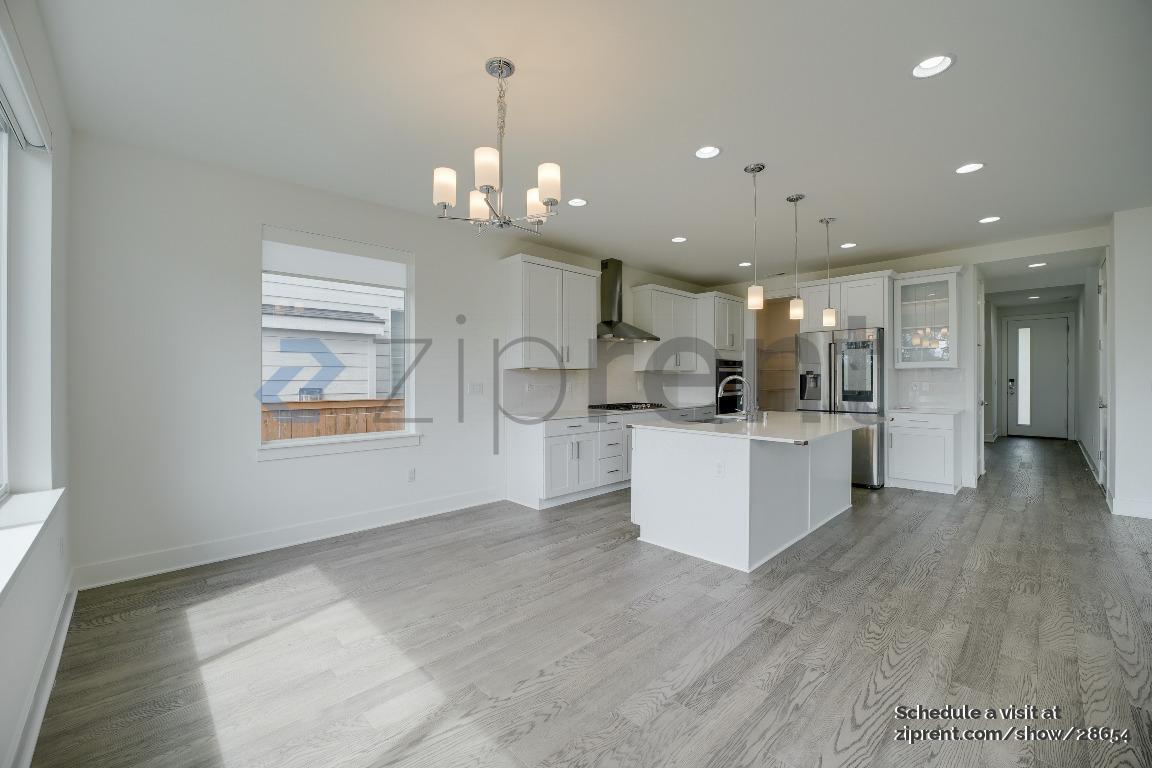 Building Photo - 23625 SE 271st Pl