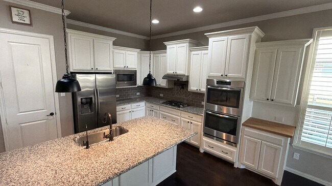 Building Photo - 6335 Cedar Sage Trail
