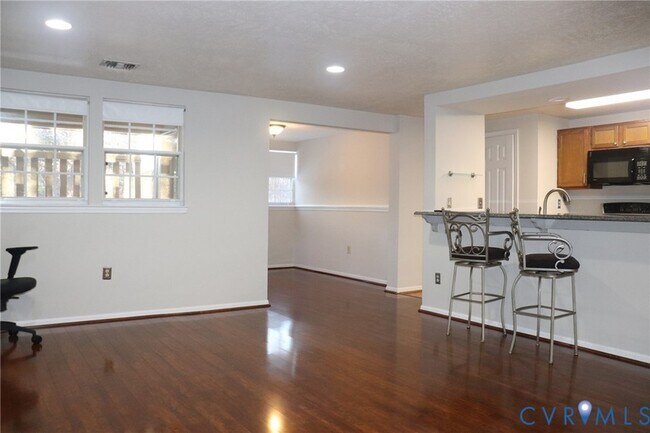 Building Photo - 3218 Matilda Cove