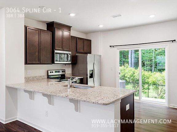 Building Photo - 3064 Spline Cir
