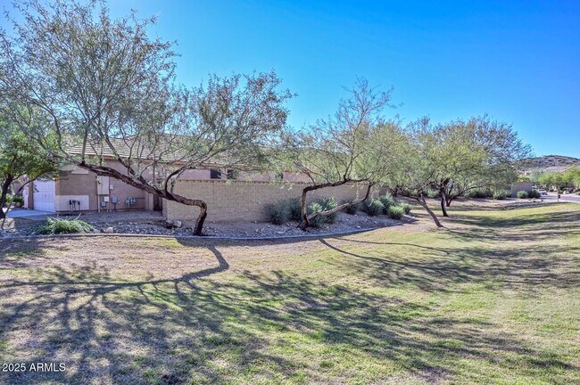 Building Photo - 26928 N 84th Ave