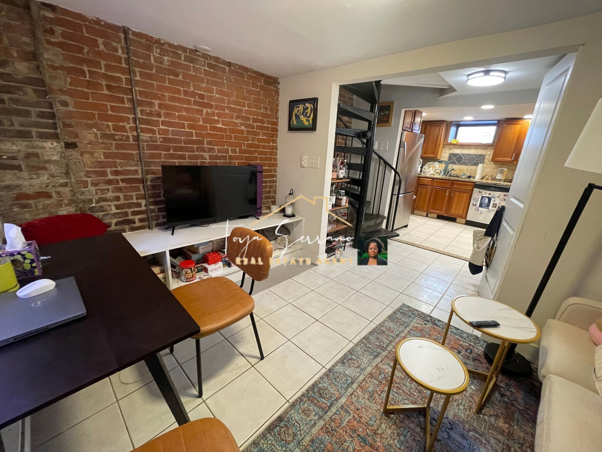 Building Photo - 22 Sussex St